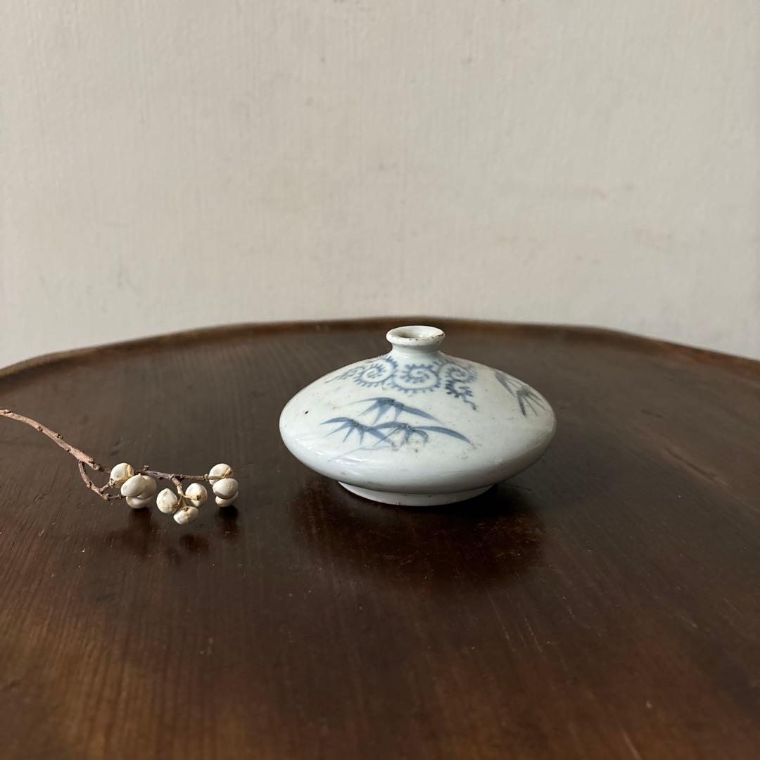 古伊万里染付タコ唐草笹紋様油壷　江戸時代　骨董　アンティーク　検:白洲正子　李朝