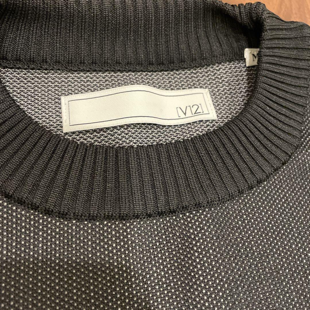 V12 ニット　ディズニー　ミッキー