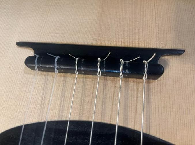 【トルコ製・ハンドメイドウード】Mustafa Copcuoglu作・ケース付き