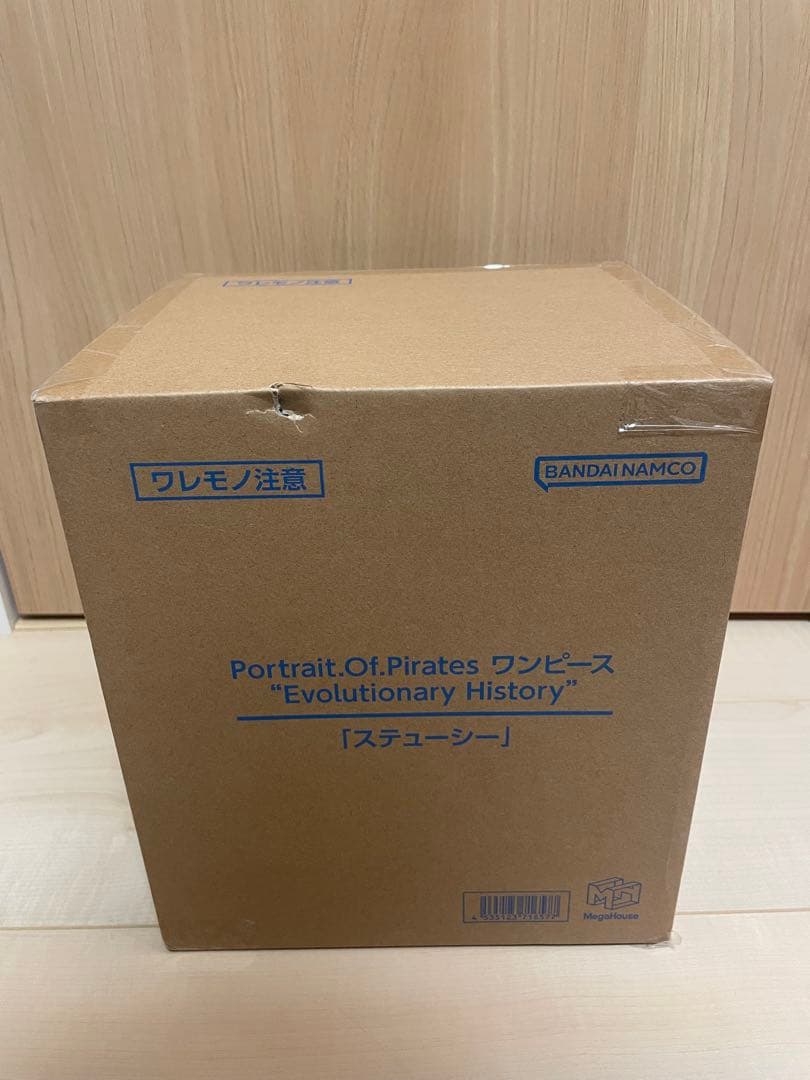 ONE PIECE ワンピース ステューシー フィギュア　POP