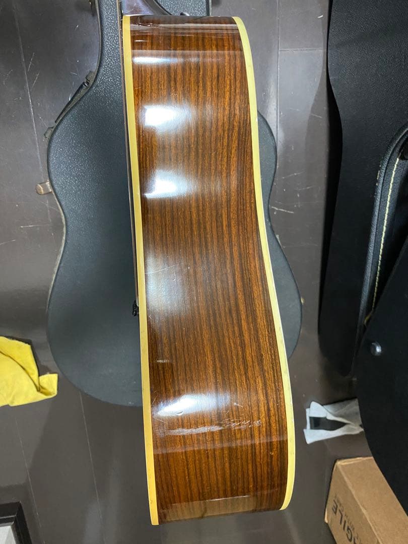 アコースティックギター　guild