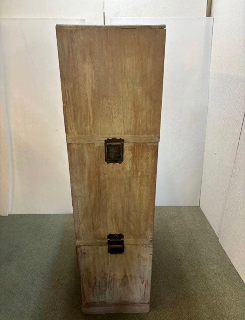 昭和レトロヴィンテージ家具　当時物　古道具　3つ重ね　総桐タンス　焼桐箪笥
