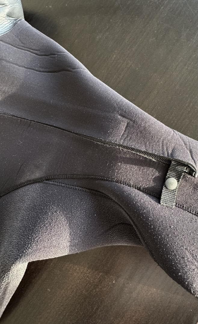 Quiksilver ブラック フルスーツ　フルジャージ