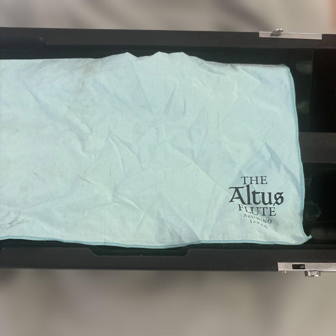 Altus銀製オープンホールフルート 16キー