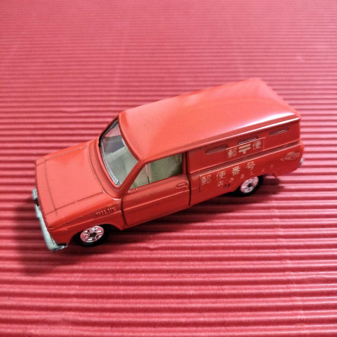 トミカ『トヨタハイラックス』1Eホイール