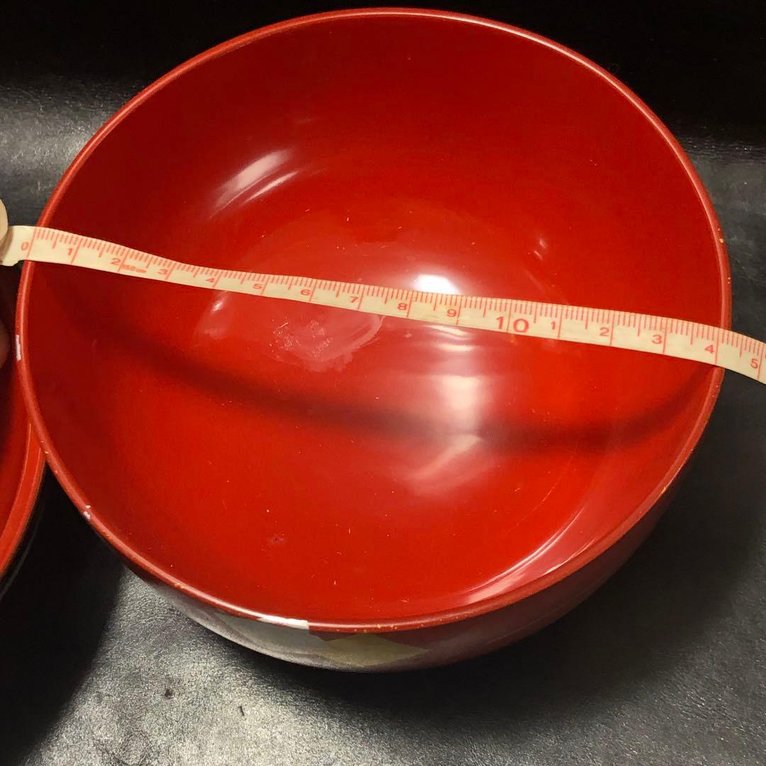 美しい古美術品◼️蔵から雅な美しい漆塗りの特大サイズの丸い入れ物が出て来ました。