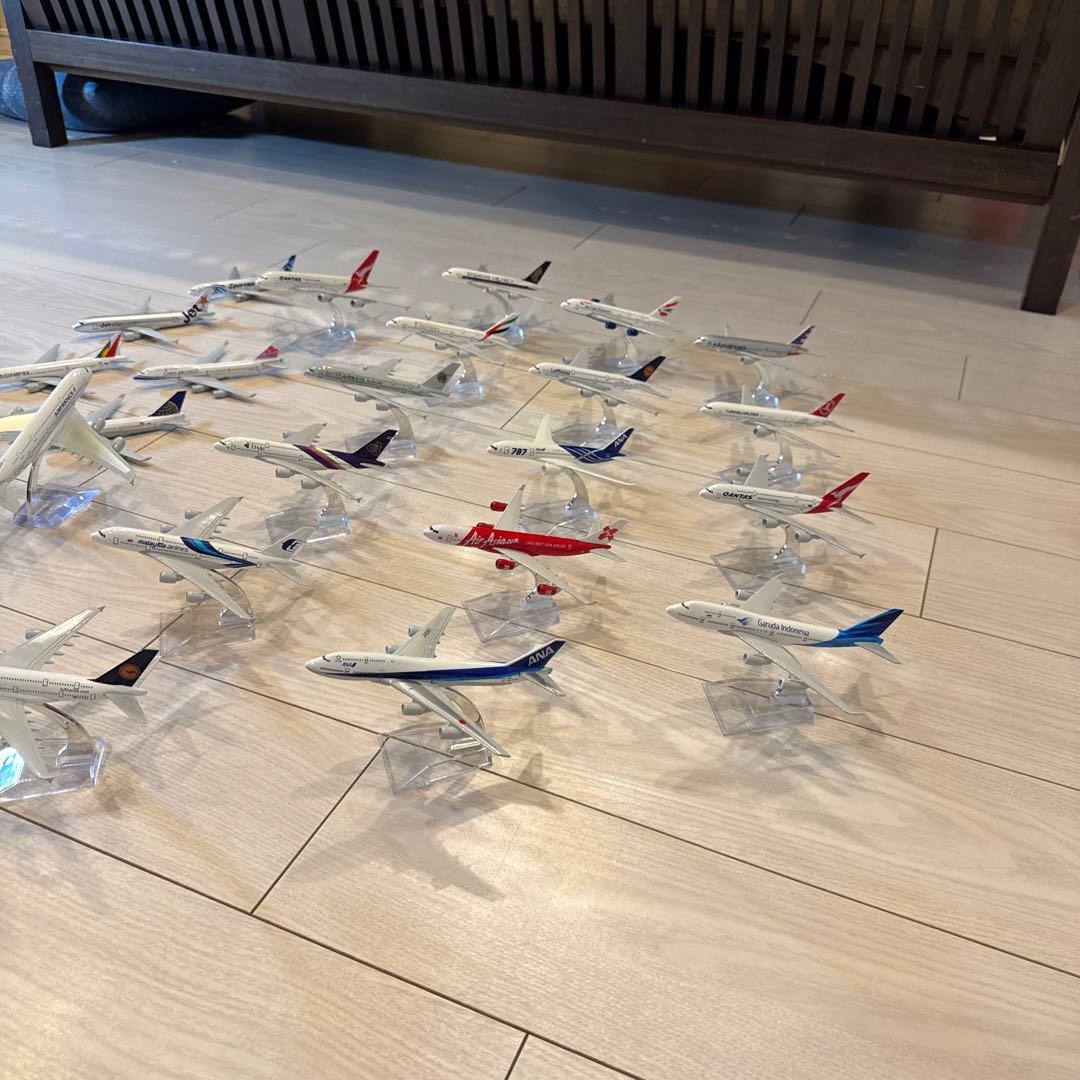 航空機モデル 24機セット 1/200スケール