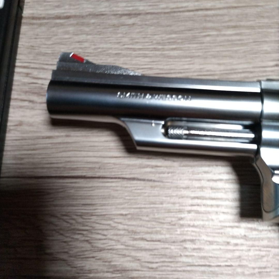 タナカワ−クスのM66コンバットマグナム４インチバージョン3ステンレスモデルガン