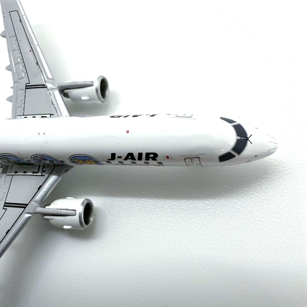 航空機・ヘリコプター JA254J EMBRAER 190 J-AIR JAL