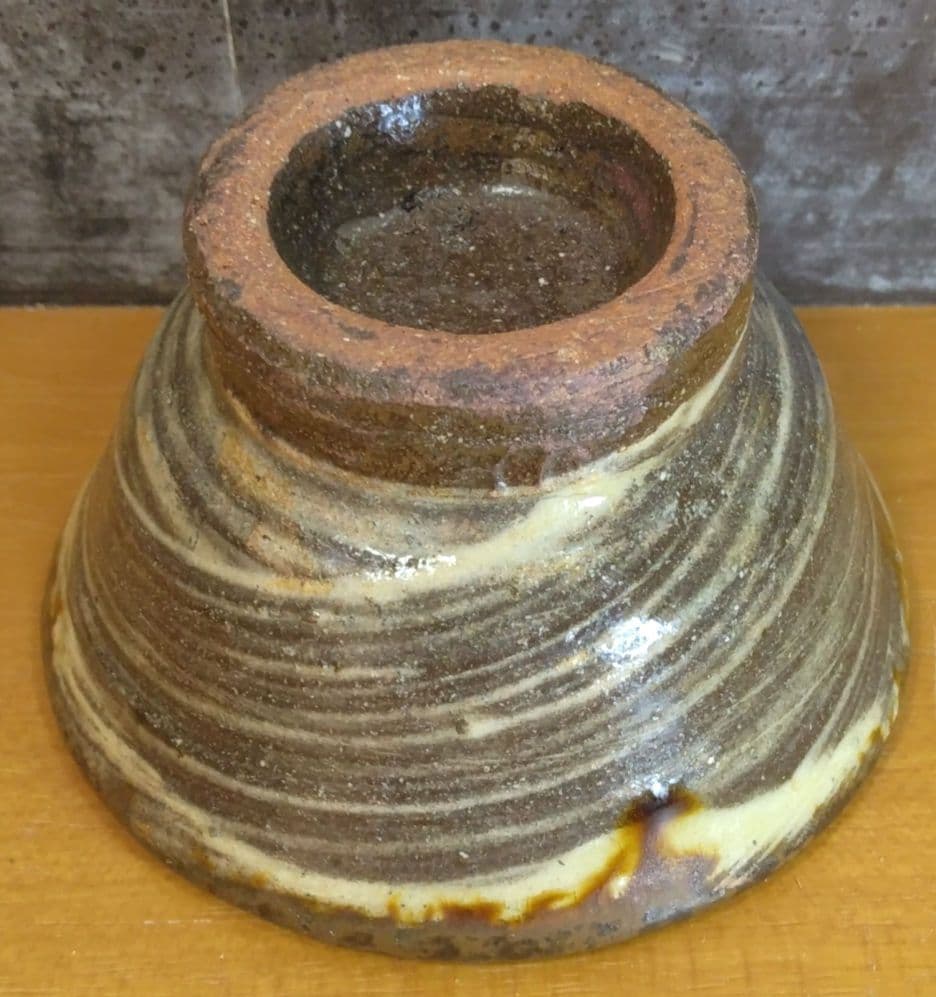 人間国宝 金城次郎 ぐい呑(魚紋ぐい呑）栞 共箱 壷屋焼 壺屋焼 やちむん 美品