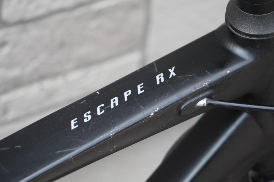 引き取り限定♪人気のジャイアント♪エスケープRX3♪通勤通学やレジャーなどに♪