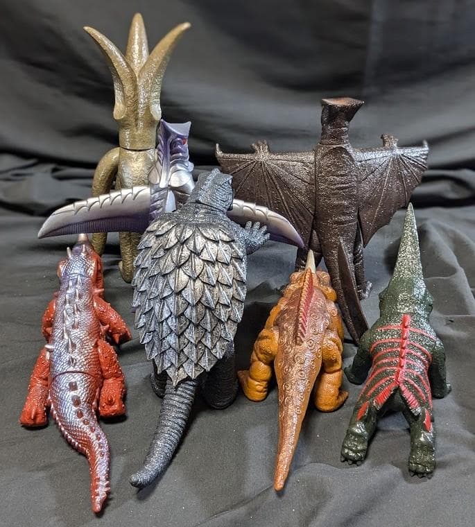 昭和ガメラ＆登場怪獣（バンダイ）ソフビフィギュア・コンプリート７体セット