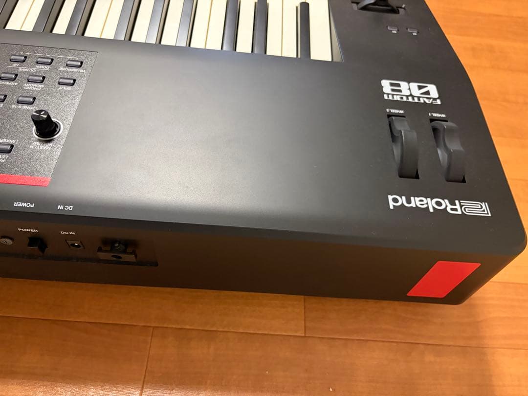 Roland Fantom-08 88鍵盤 ワークステーション（純正ケース付き）