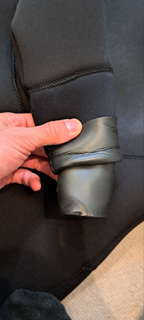 美品　リフス　ドライスーツ　170ー58kg