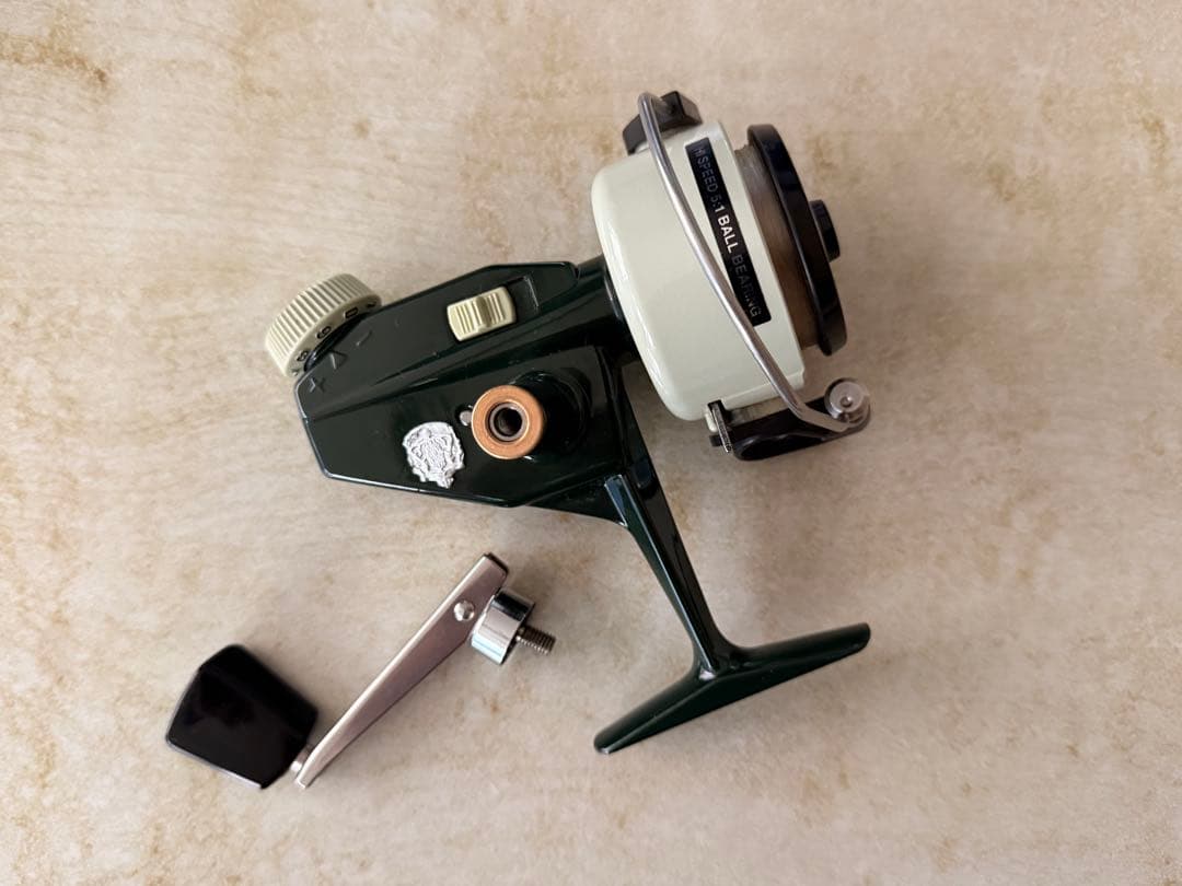 ABU Cardinal 44 スピニングリール 収納袋付き