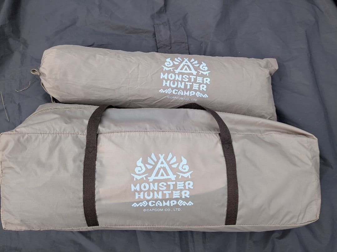 モンハンCAMPコラボ LOGOS ベースキャンプキット テント＆タープ