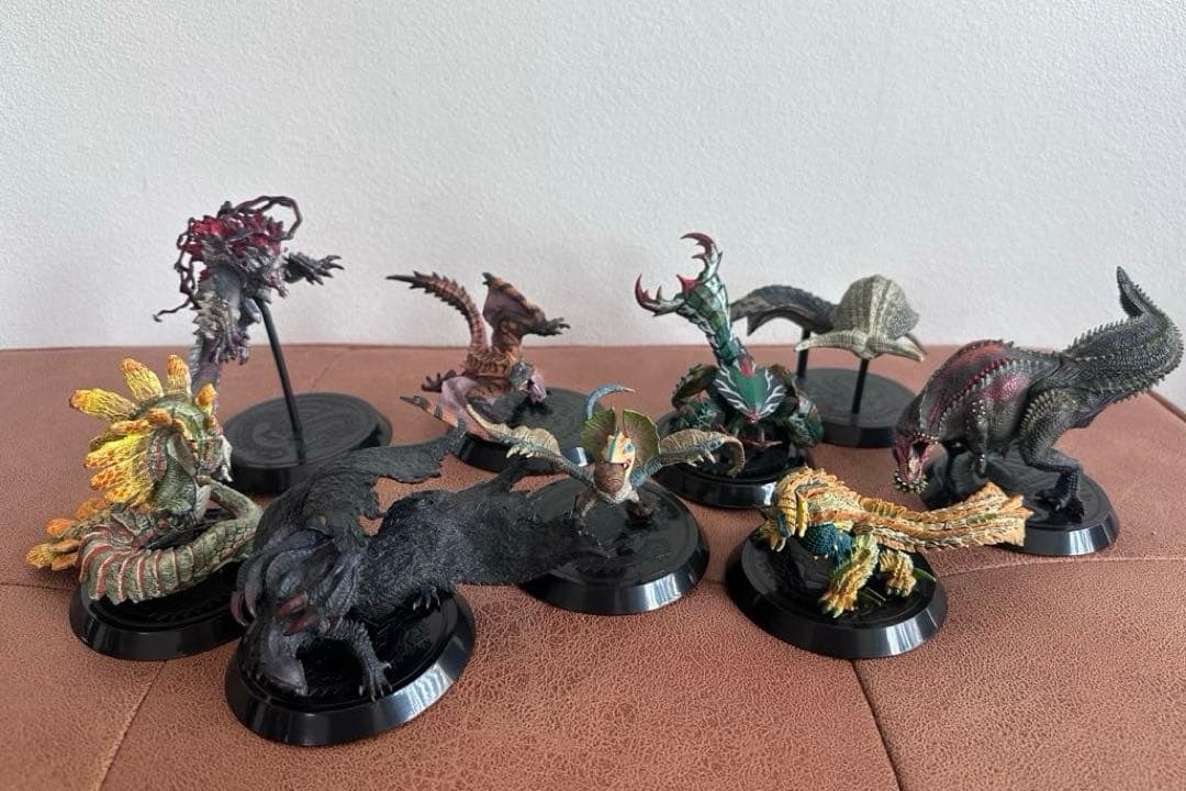 モンスターハンター　スタンダードモデル　９体　まとめ売り　フィギュア