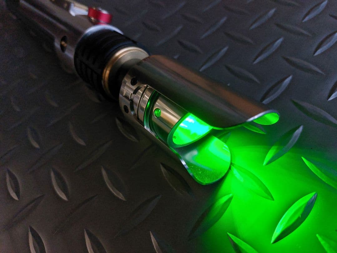 カスタムライトセーバー〈Sabine Wren Variant〉XENO3・新品