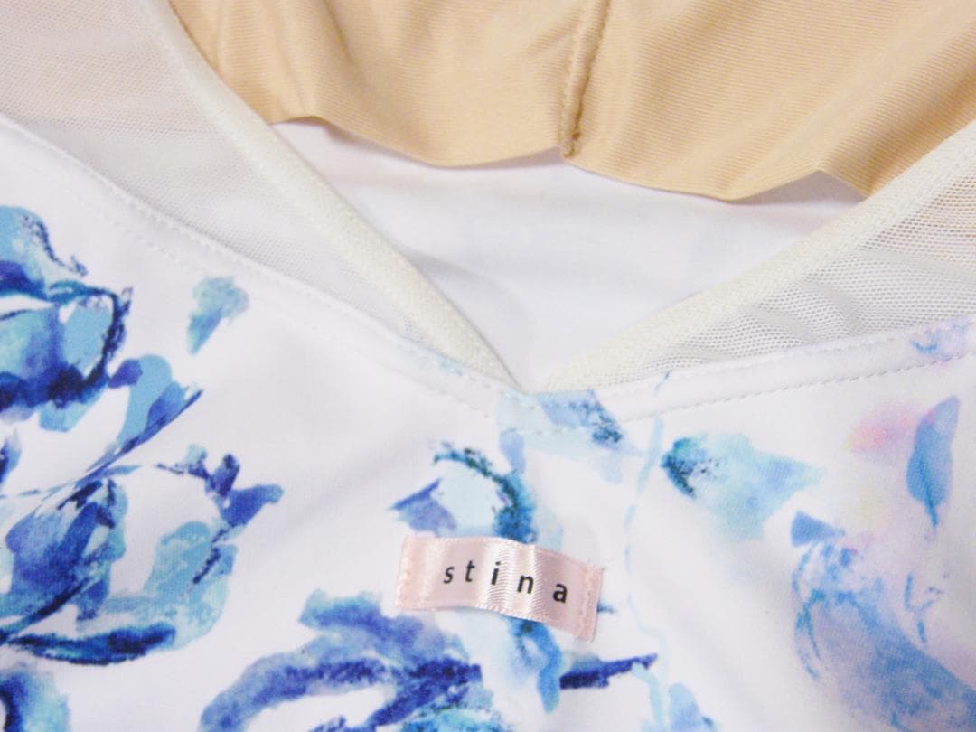 Stina スティナ レオタード バレエ ポーチ付き