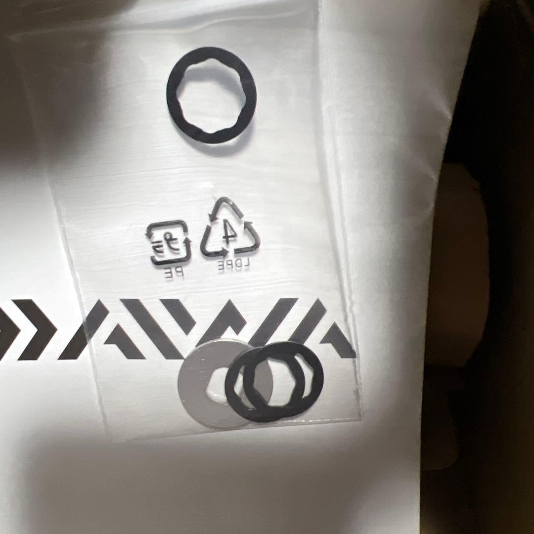 DAIWA AEGIS 2003F-H スピニングリール