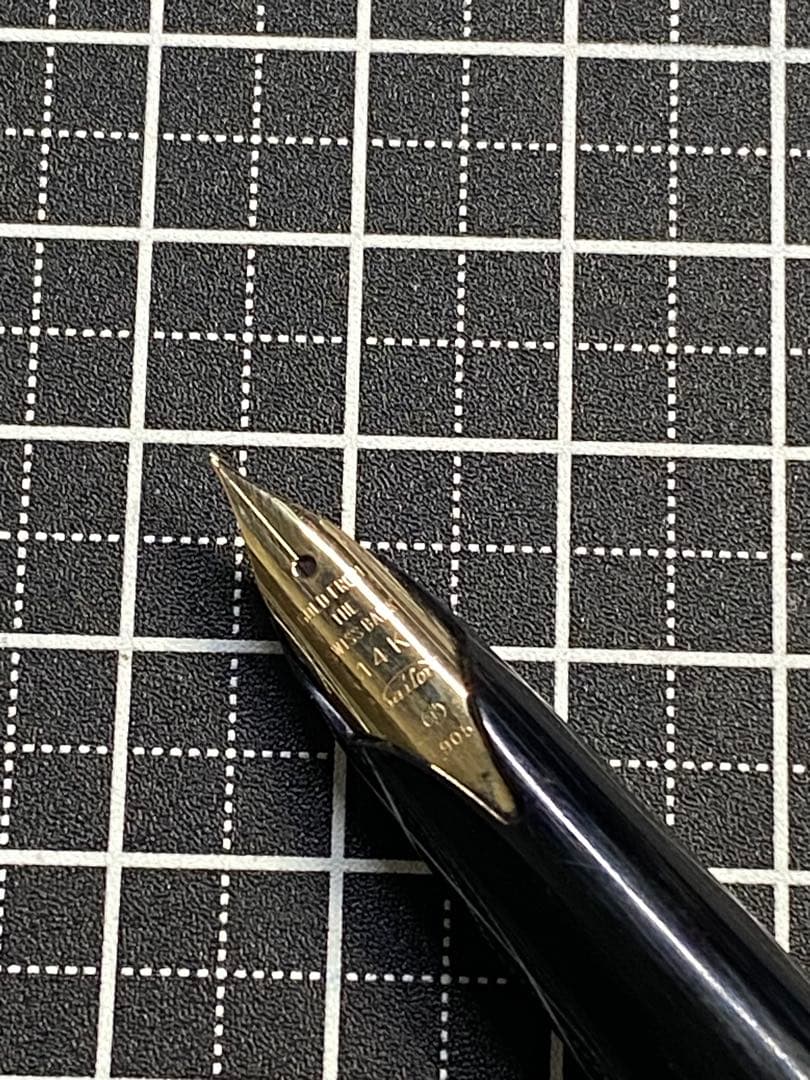 SAILOR ショートタイプ　万年筆　字幅EF程度