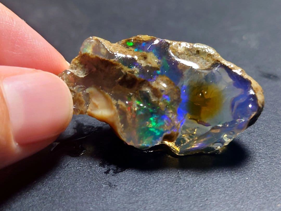 【40CT】エチオピア　オパール　原石　青　透明　黄色　ウェロ産