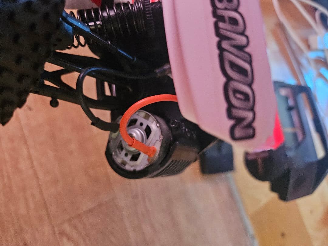 ホビーラジコン Kyoshyo EGG ABANDON