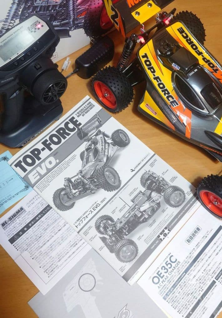 田宮トップフォースEVO.前後LEDライト付＆プロポバッテリー充電器完成品セット