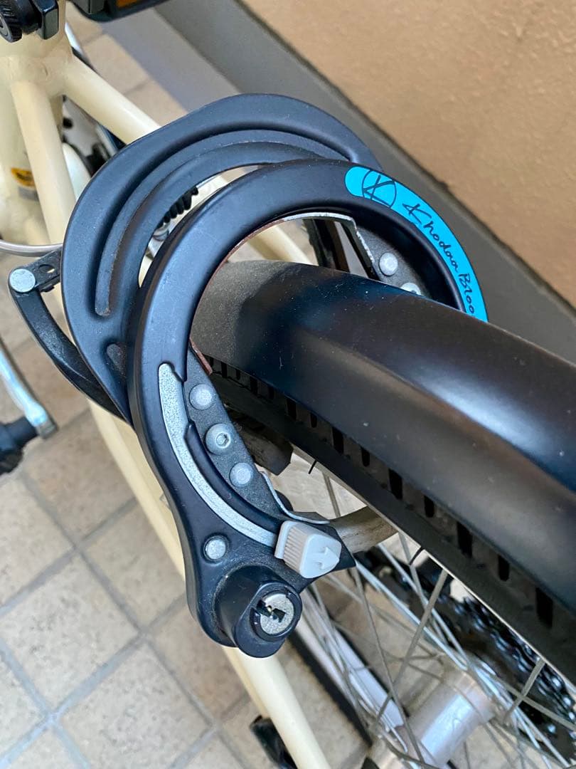 直接引き渡しコーダーブルーム　asson J20ホワイト。名古屋市栄