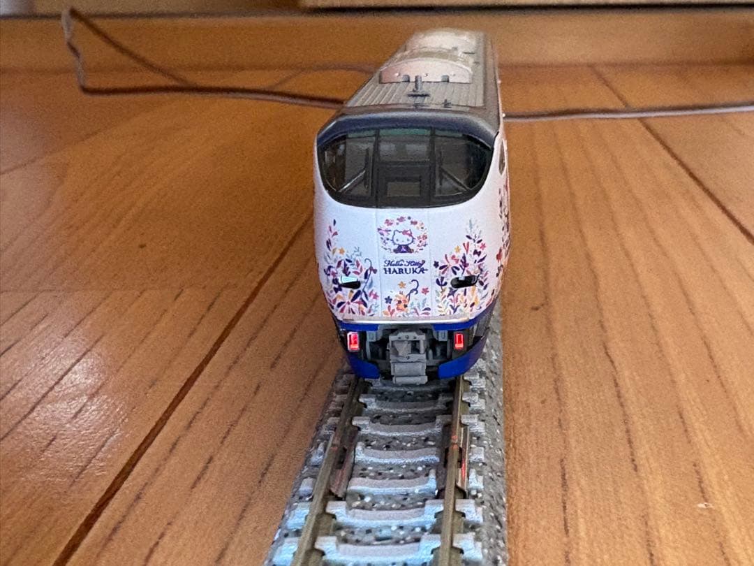 鉄道模型NゲージTOMIX281系ハローキティはるか　‼️TNカプラー装着済み‼️