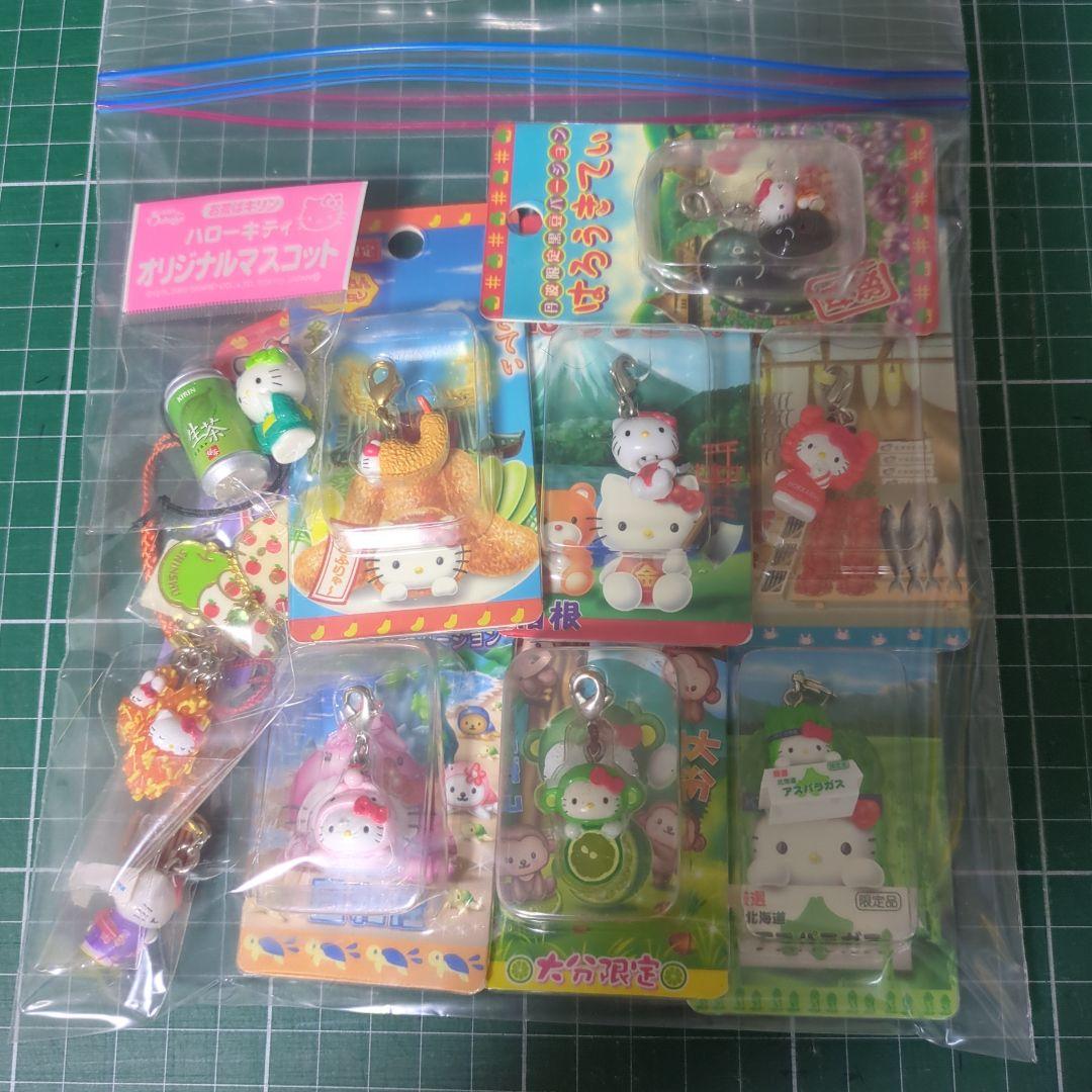 未使用 未開封ご当地キティちゃん ファスナーマスコット 根付 おまけつき