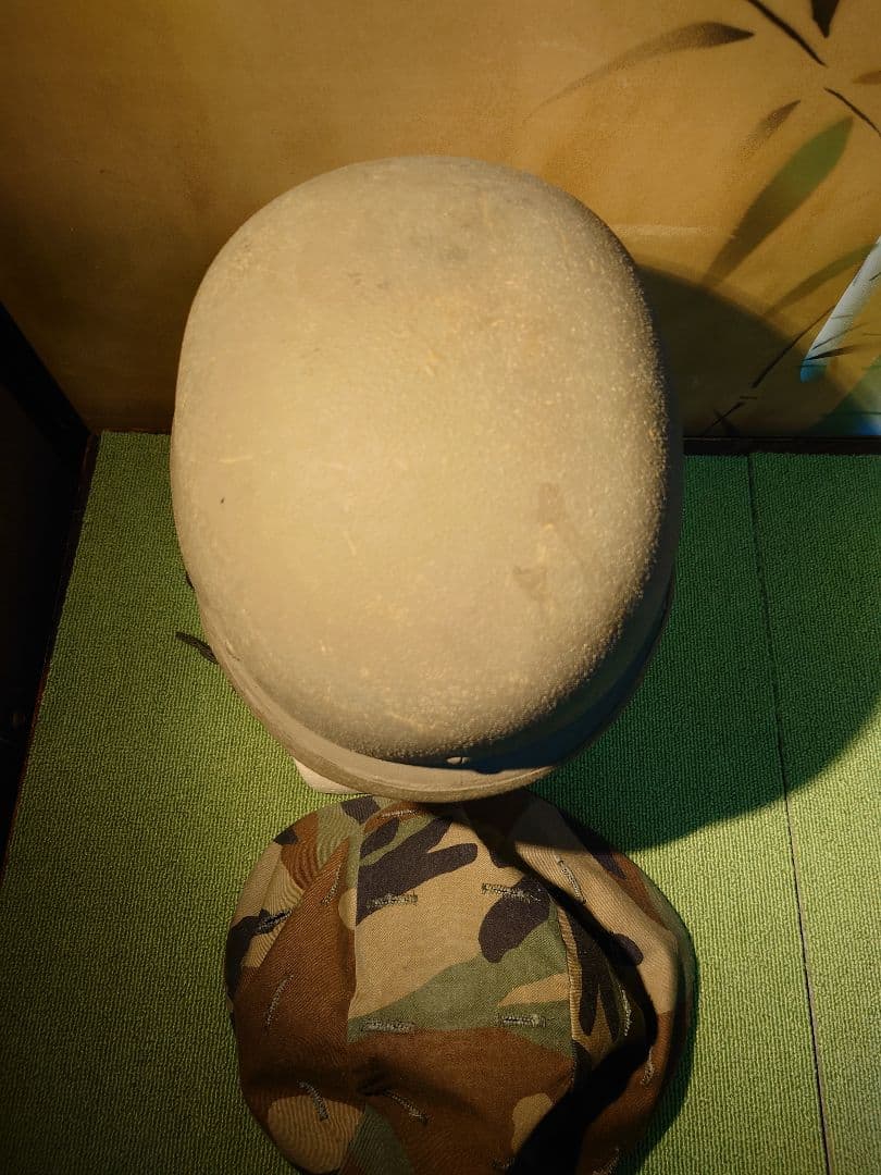 米軍放出　実物防弾Pasgtヘルメット　フリッツバリスティックヘルメット 80s