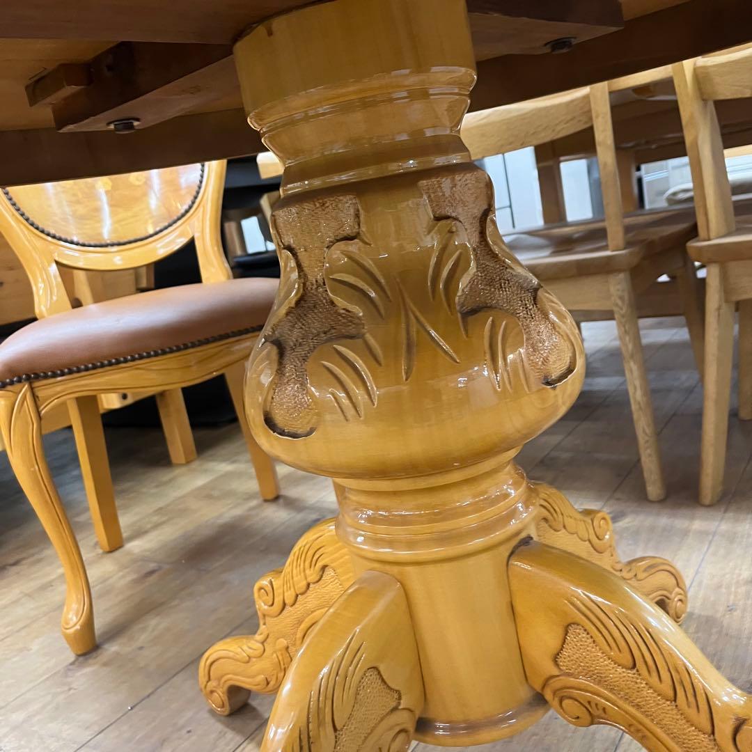 イタリア高級象嵌細工 ラウンドダイニングテーブル（直径110cm）猫脚