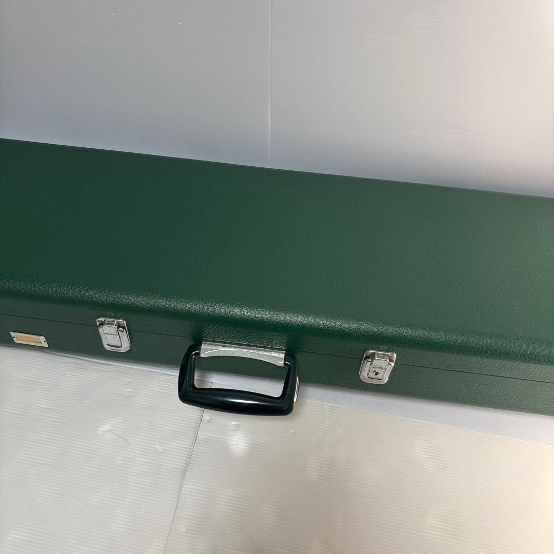 三味線 紫檀 丸打胴 弦楽器 和楽器 ハードケース 付属品 付き