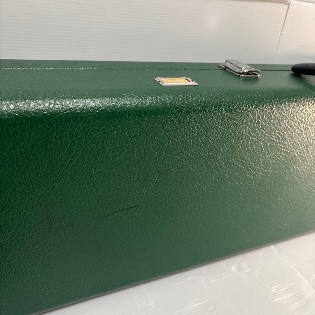 三味線 紫檀 丸打胴 弦楽器 和楽器 ハードケース 付属品 付き