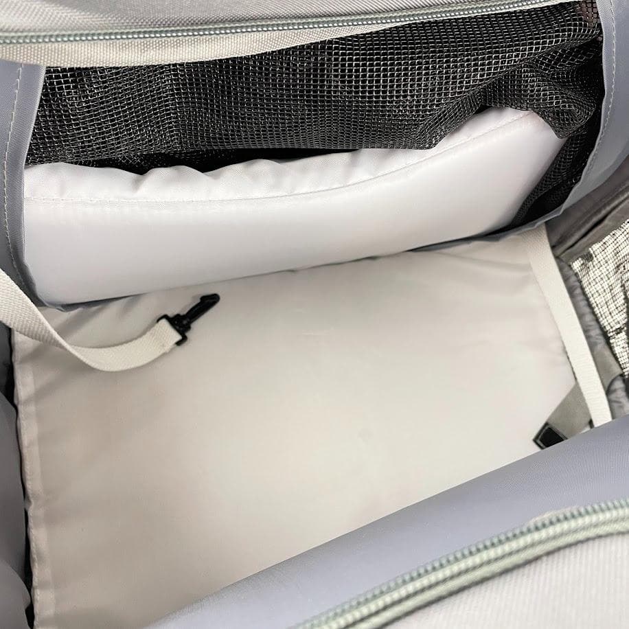 未使用●GRAMP グランプ● リュック型ペットキャリー 愛犬・愛猫 防災に！！