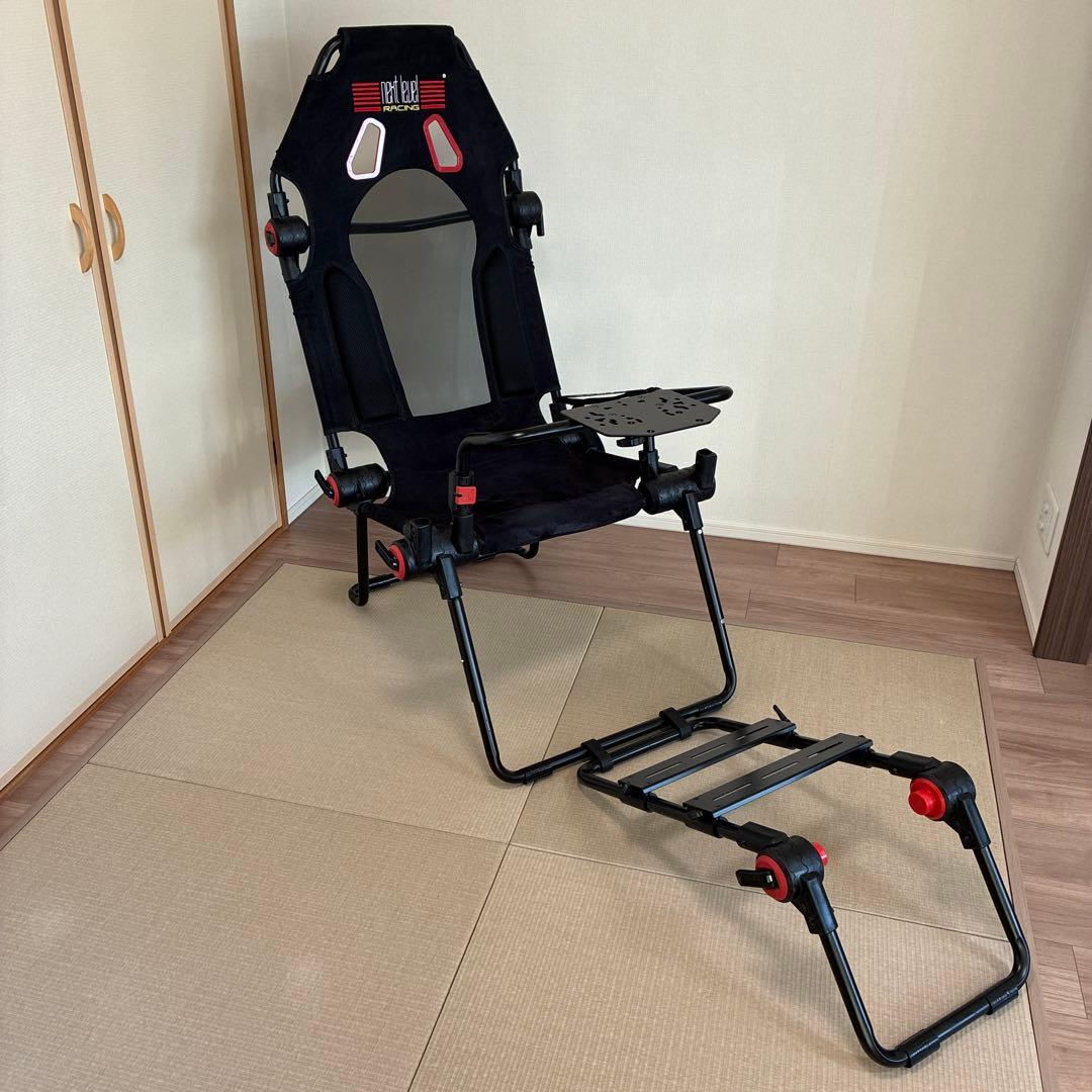 Next Level Racing F-GT Lite 折りたたみコックピット