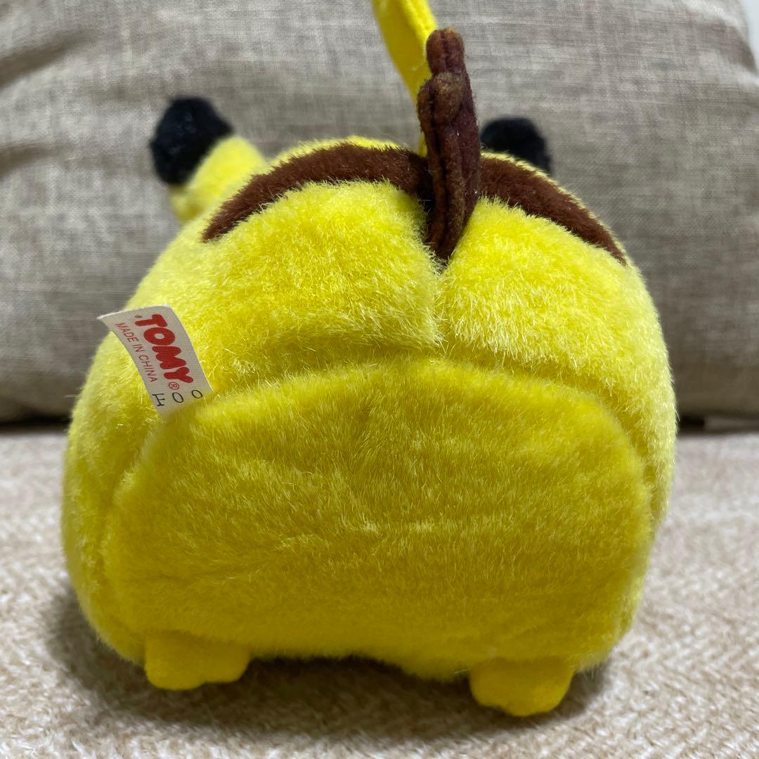 ピカチュウ　ぬいぐるみ　タカラトミー　TOMY