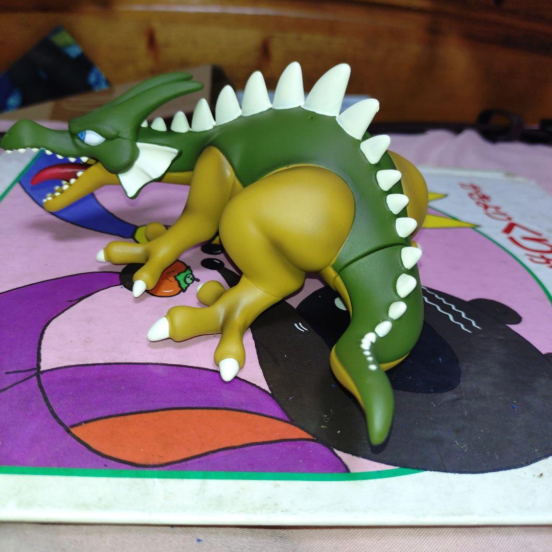 ドラクエ　ソフビモンスター　さまようよろい　ドラゴン　カンダタこぶん フィギュア