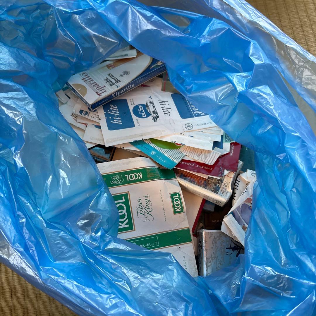 タバコのパッケージ