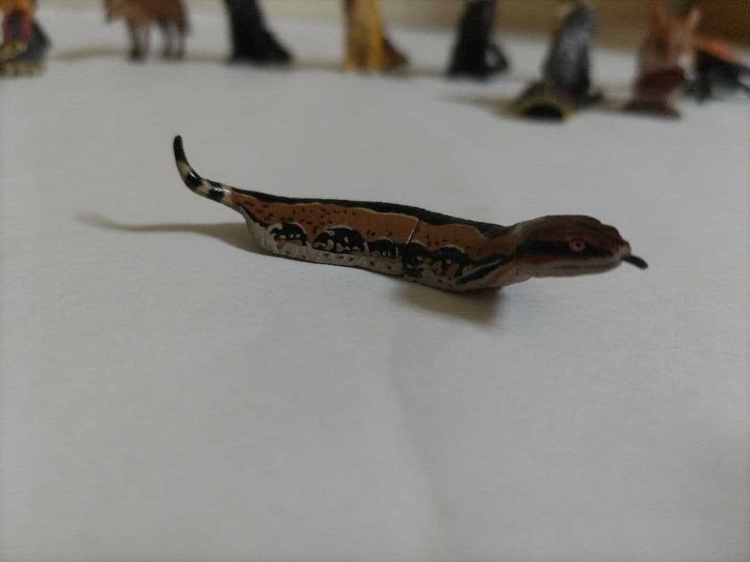 クリスマス特価!海洋堂チョコエッグ日本の動物第1弾〜4弾6弾ツチノコなど!