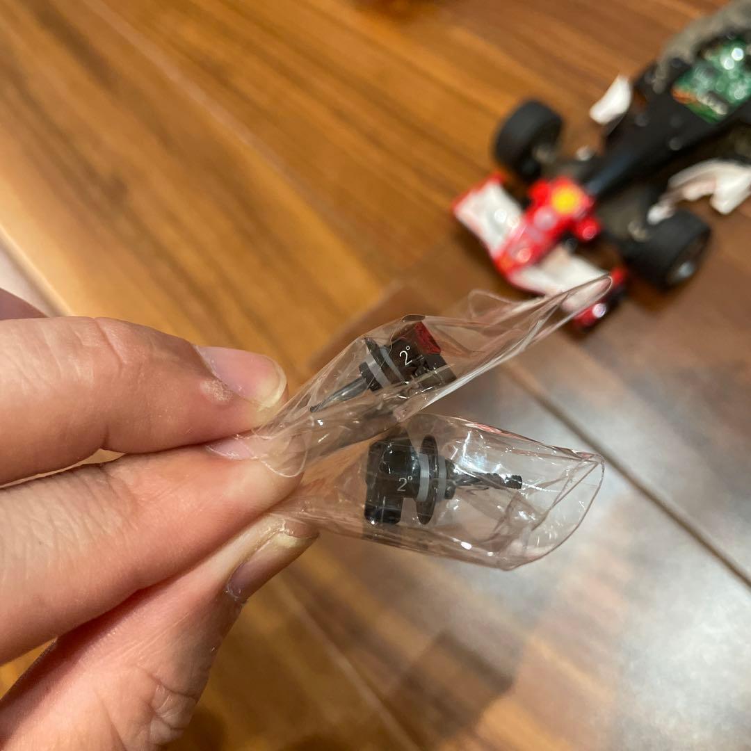 B*s様 ミニッツ フォーミュラー F-1 AM基盤、アルミフロントナックル2℃