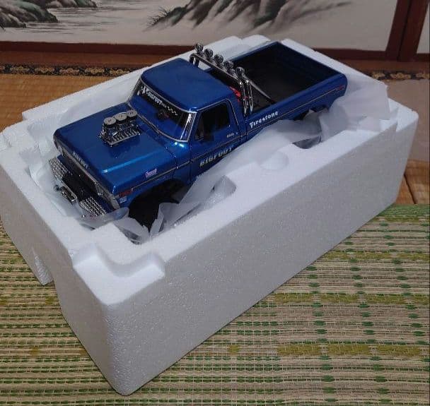 グリーンライト　1/18　モンスタートラック　フォードF250