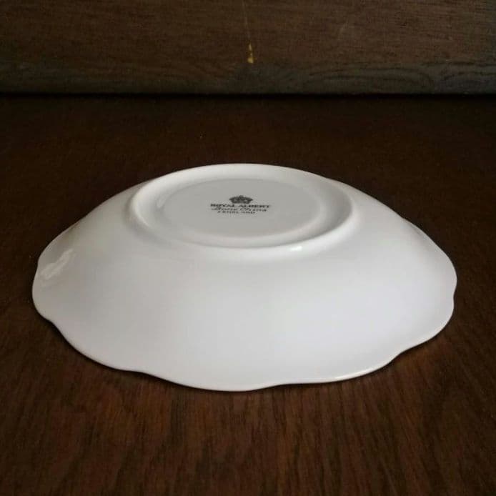 逸品　朱地アールデコ様式　カップ&ソーサー　ロイヤルアルバート　英国アンティーク