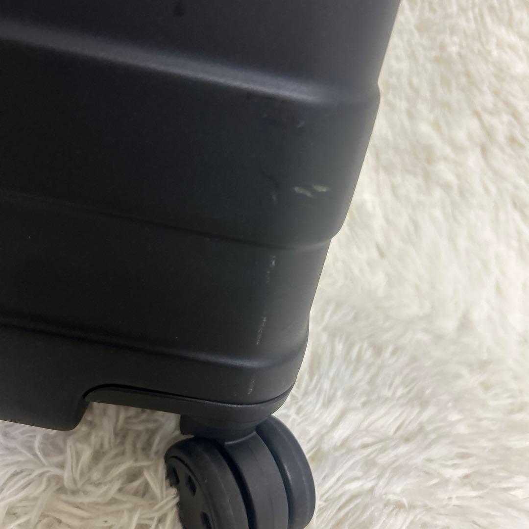 美品 送料無料 無印良品 バーを自由に調節できるハードキャリーケース 20L