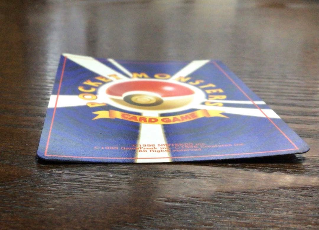 ポケモンカード　旧裏　ラッキー