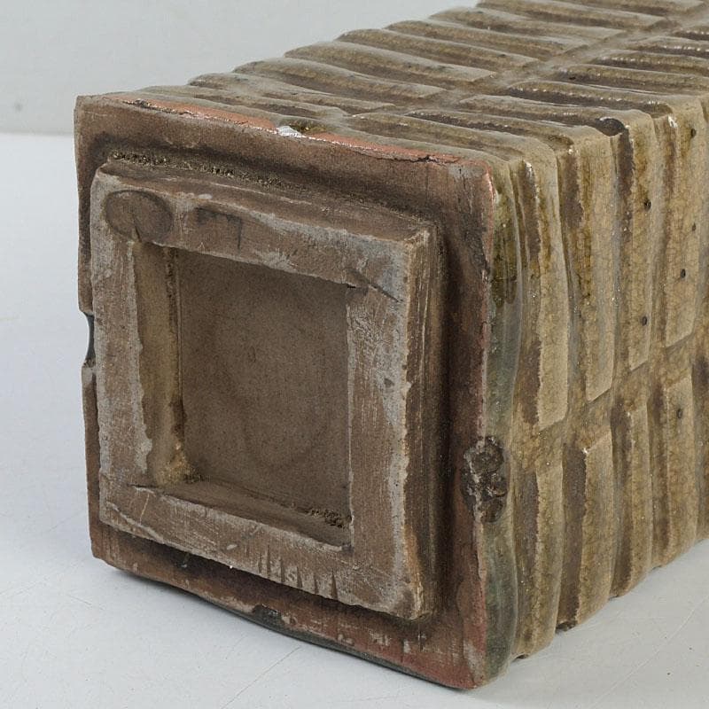 備前焼　古備前　虫明窯　青磁算木形花入　花瓶　共箱　C　9383