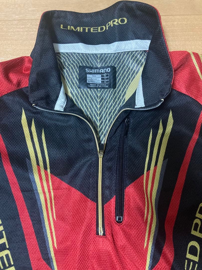 シマノリミテッドプロ RB-111n ジップアップシャツセット