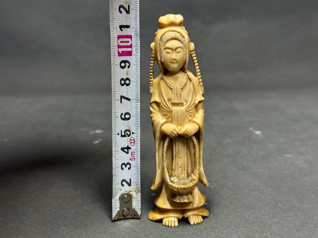 極上　置物　時代物　元禄美人　天然素材　アンティーク　和彫　骨董　飾り物古美術品