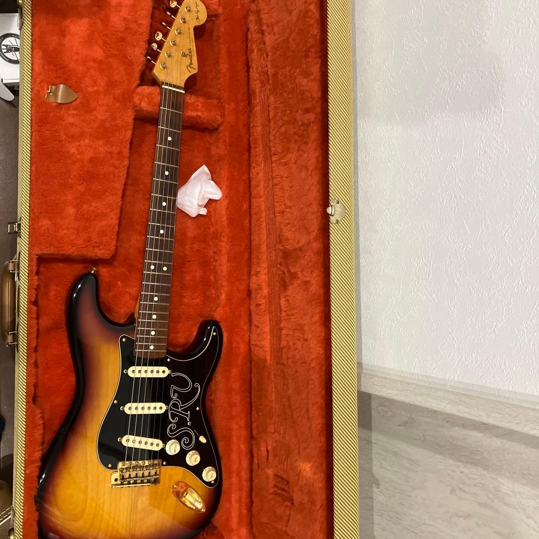 7/6まで限定価格激レア！Fender USA SRV初年度　ストラトキャスター
